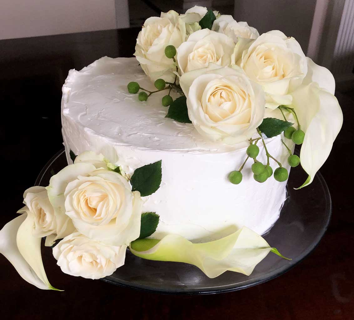 Wedding cake decorated in fondant with flowers