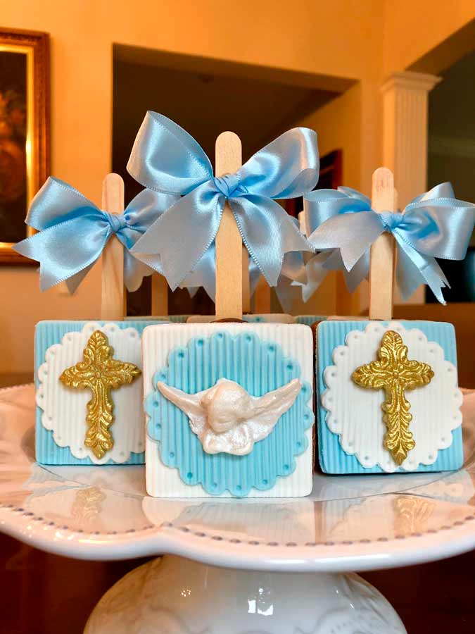 Bolos e Docinhos de Batizado - 12