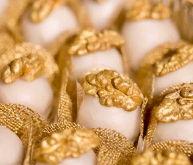 Close-up of walnut camafeu showing the coating texture